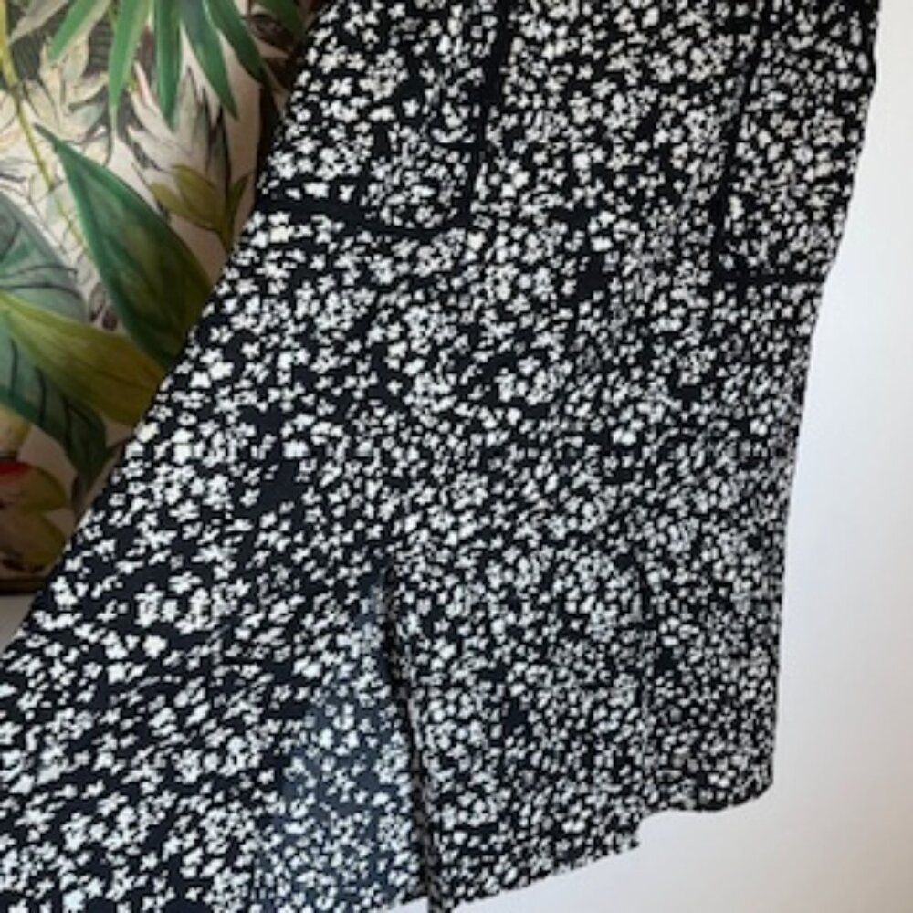 Black and White Floral Midi Dress - Classic Short Sleeve - Picture 2 of 10